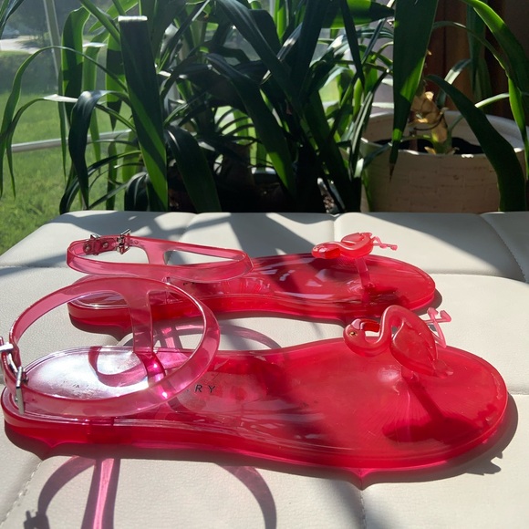 Katy Perry Flaming sandals - Picture 4 of 6